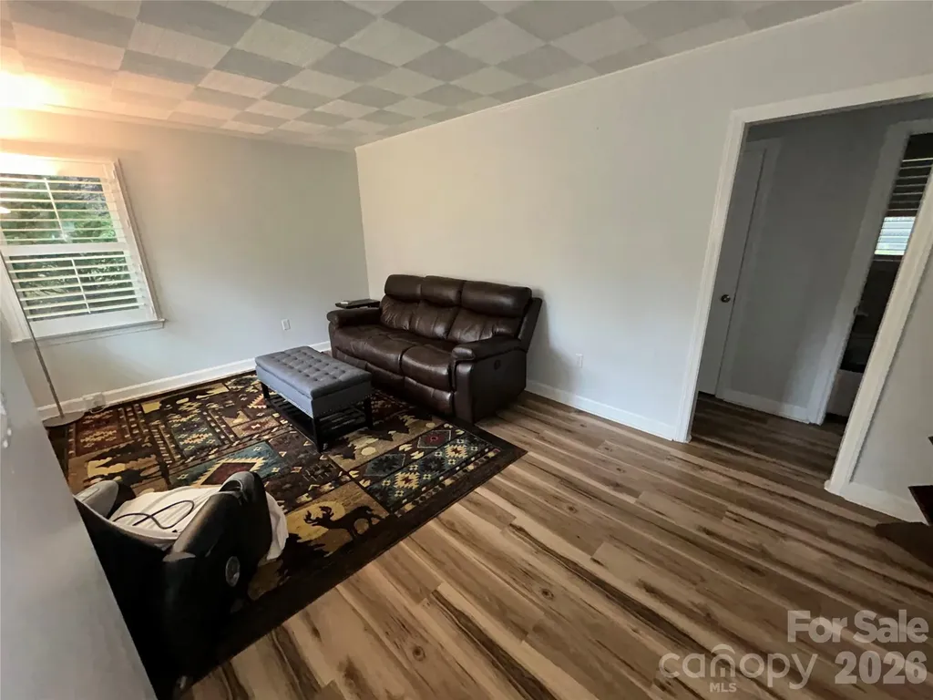 110 9th Street Black Mountain NC 28711