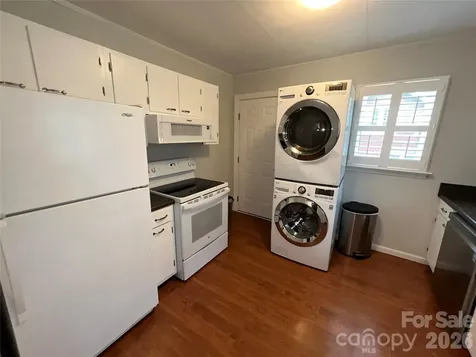 110 9th Street Black Mountain NC 28711