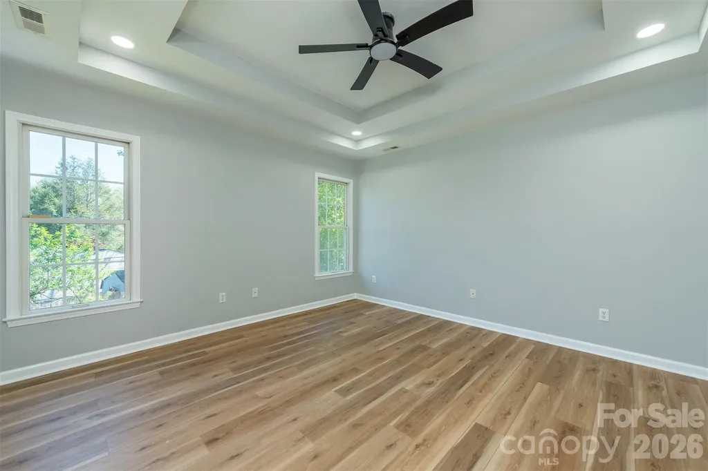 23 Westmont Drive Asheville NC 28806