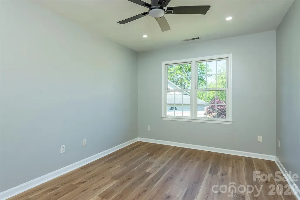 23 Westmont Drive Asheville NC 28806