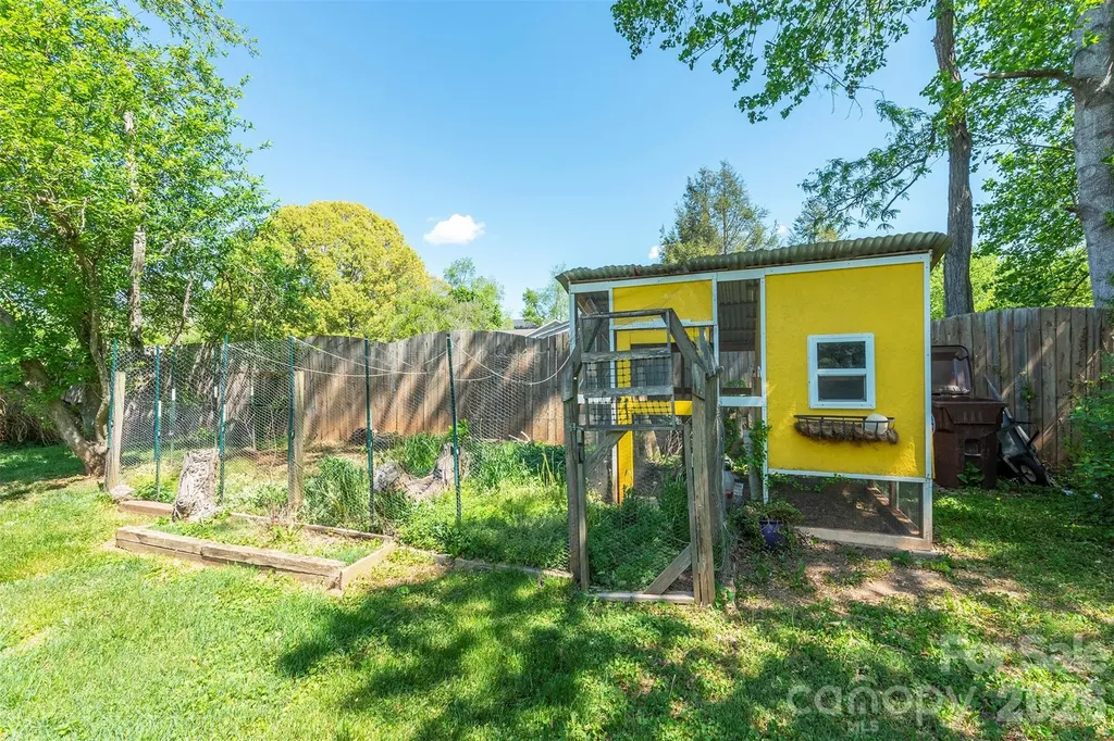 23 Westmont Drive Asheville NC 28806