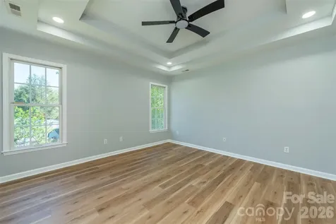 23 Westmont Drive Asheville NC 28806