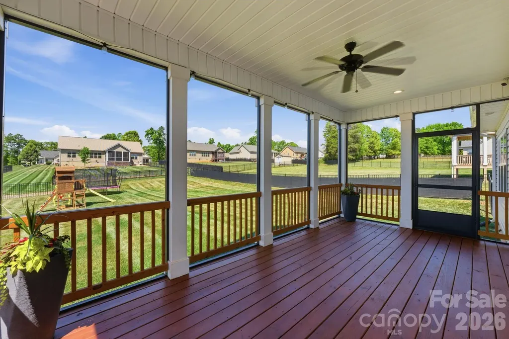 176 Staffordshire Drive Statesville NC 28625