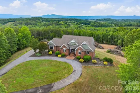 5230 Roy Mcgalliard Avenue Morganton NC 28655