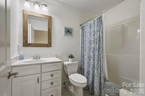 5230 Roy Mcgalliard Avenue Morganton NC 28655