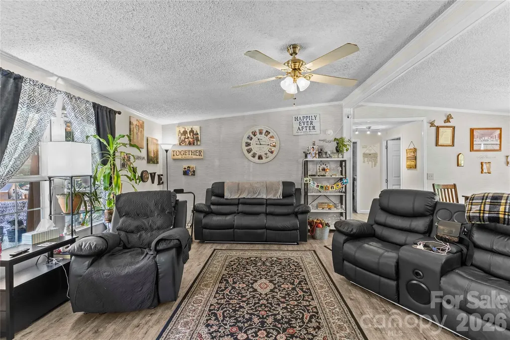 130 Hunterpond Lane Statesville NC 28677