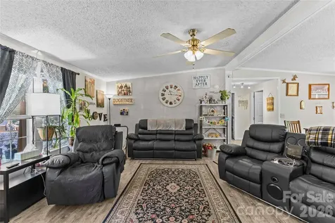 130 Hunterpond Lane Statesville NC 28677