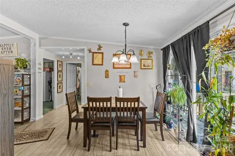 130 Hunterpond Lane Statesville NC 28677