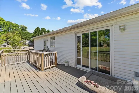 130 Hunterpond Lane Statesville NC 28677