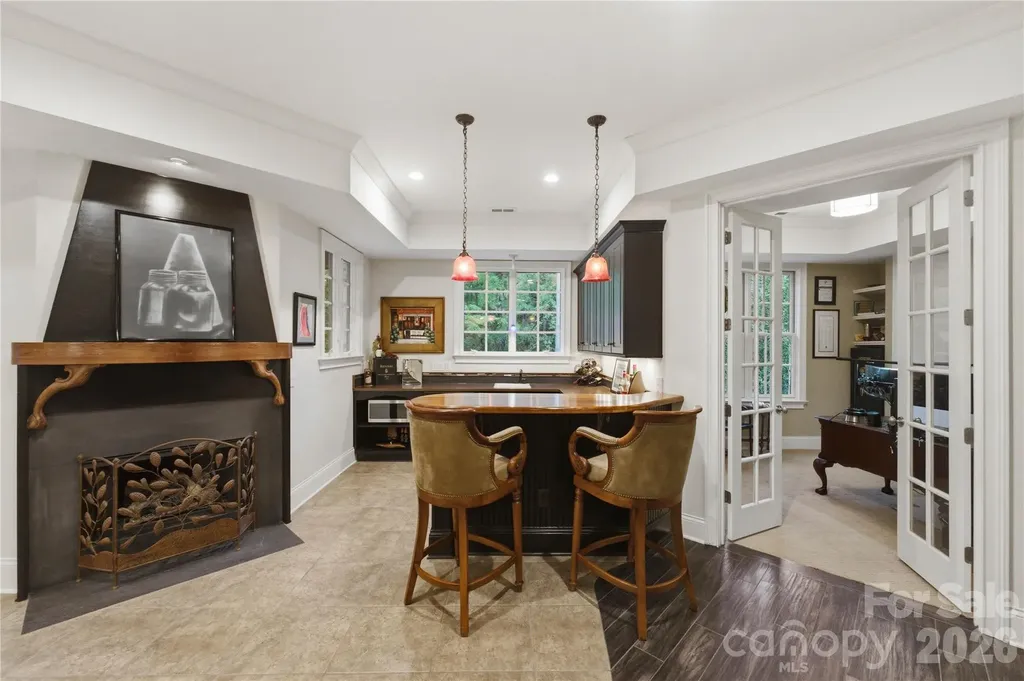 1514 Elmsford Lane Matthews NC 28105
