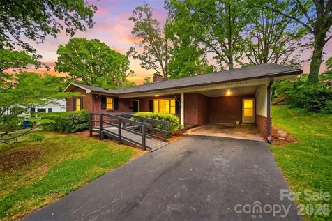 105 Ann Street Morganton NC 28655