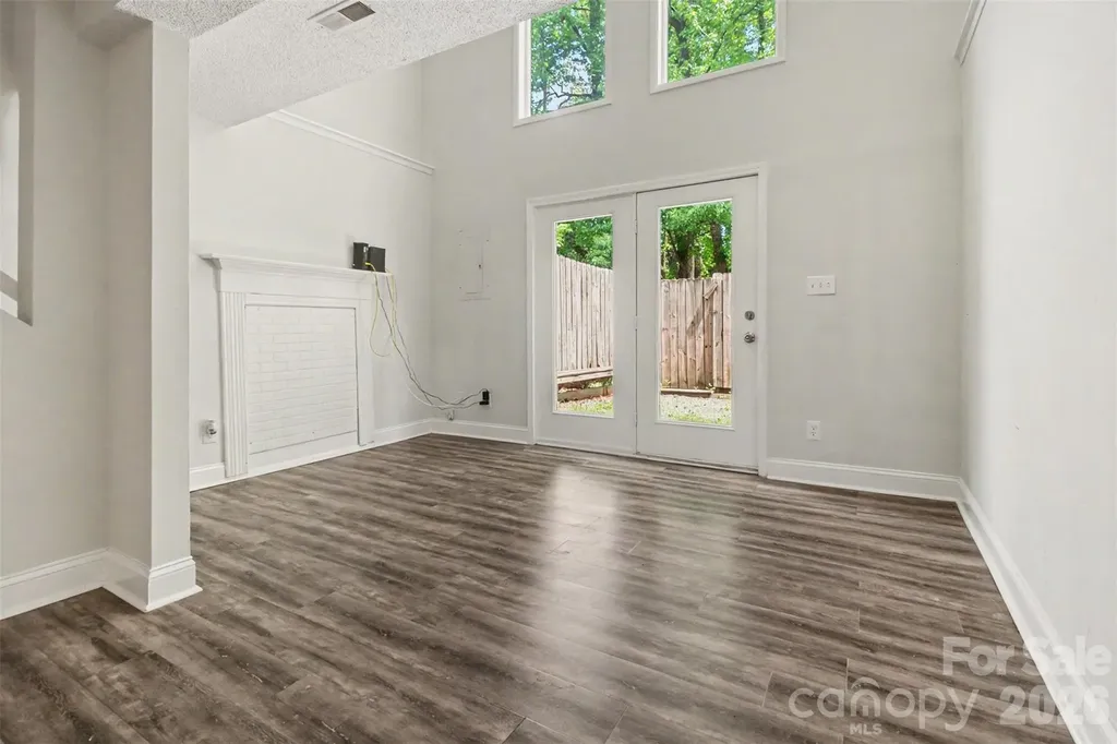 7609 Holly Grove Court Charlotte NC 28227