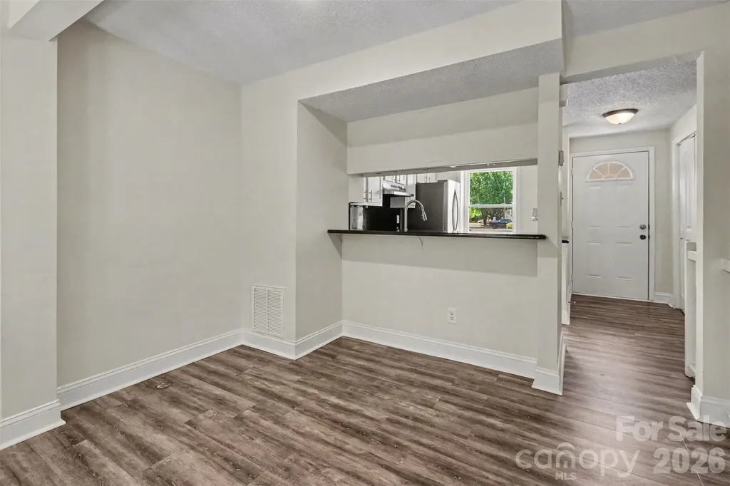 7609 Holly Grove Court Charlotte NC 28227