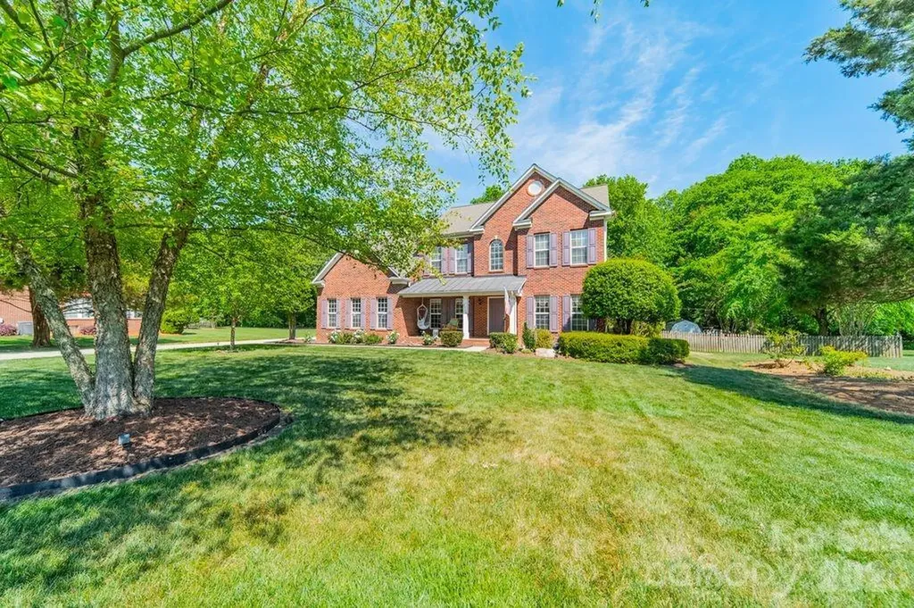 2316 Heath Lake Drive Mint Hill NC 28227