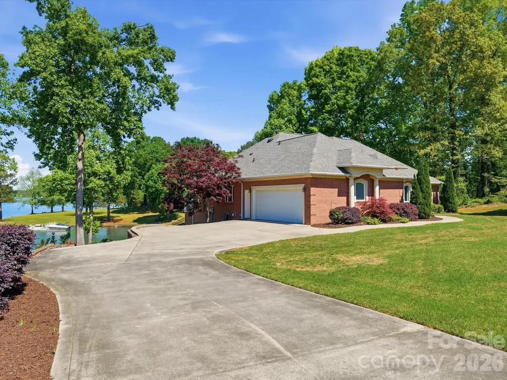 154 Quail Hollow Drive Kings Mountain NC 28086