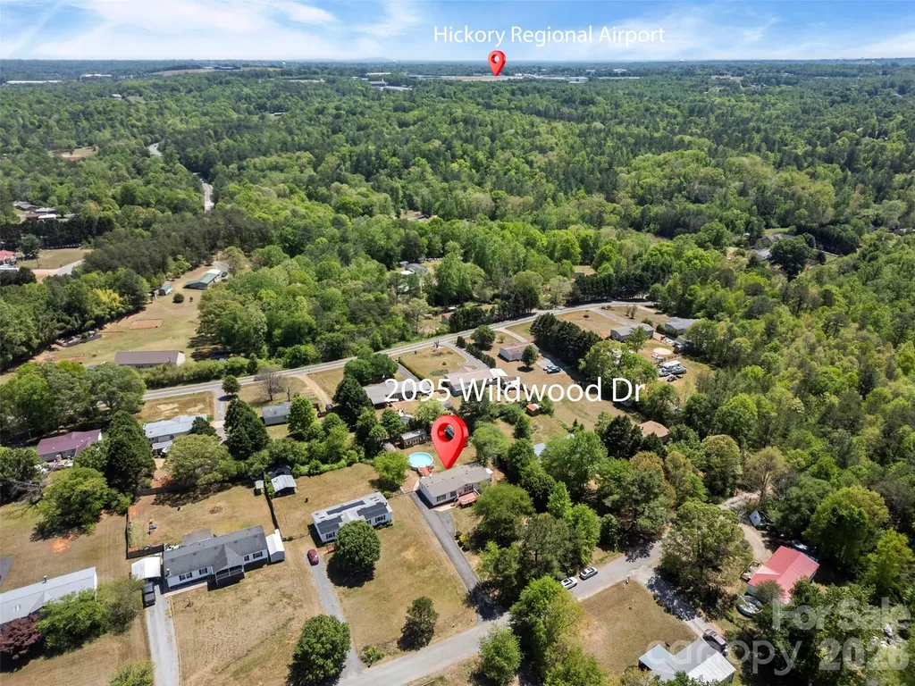 2095 Wildwood Drive Hickory NC 28601