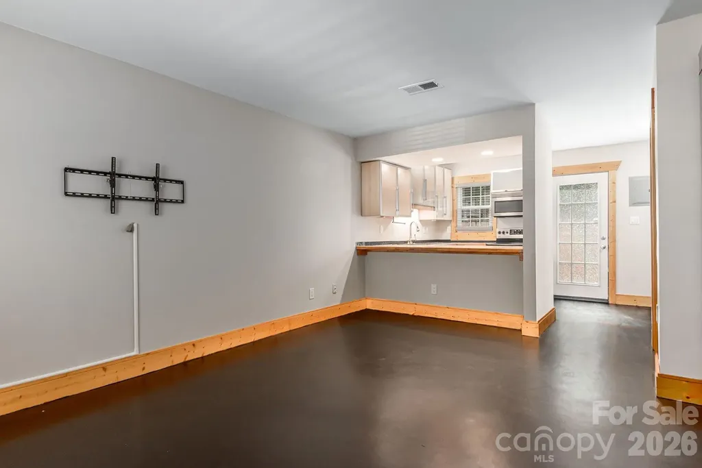 636 Chipley Avenue Charlotte NC 28205