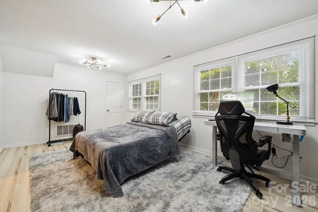 1530 Barberry Court Charlotte NC 28211