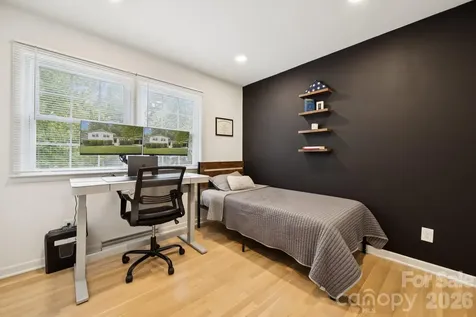 1530 Barberry Court Charlotte NC 28211