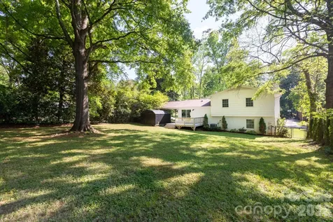1530 Barberry Court Charlotte NC 28211