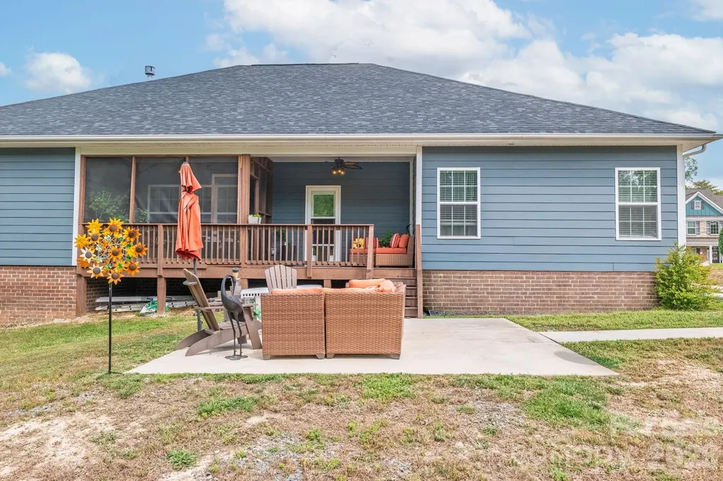 207 Vanderbilt Boulevard Locust NC 28097