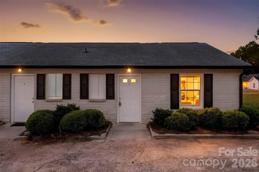 1655 Webb Street Gastonia NC 28052