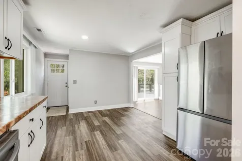 111 Sunset Hill Drive Etowah NC 28729