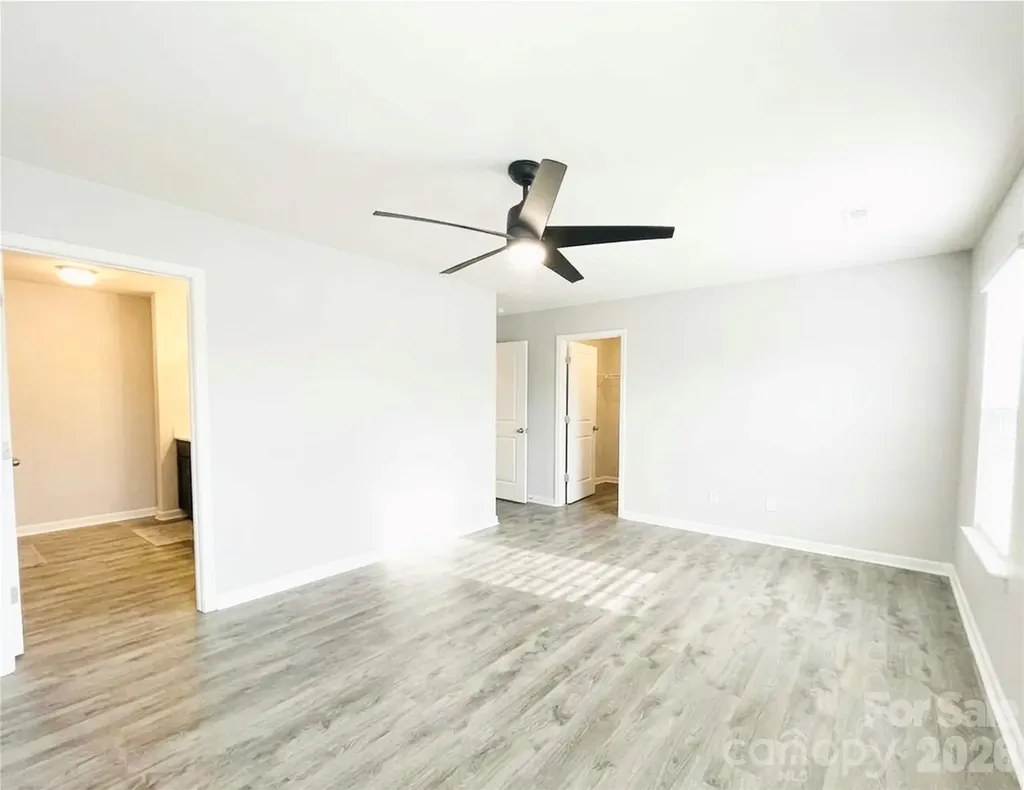 3044 Winesap Drive Dallas NC 28034
