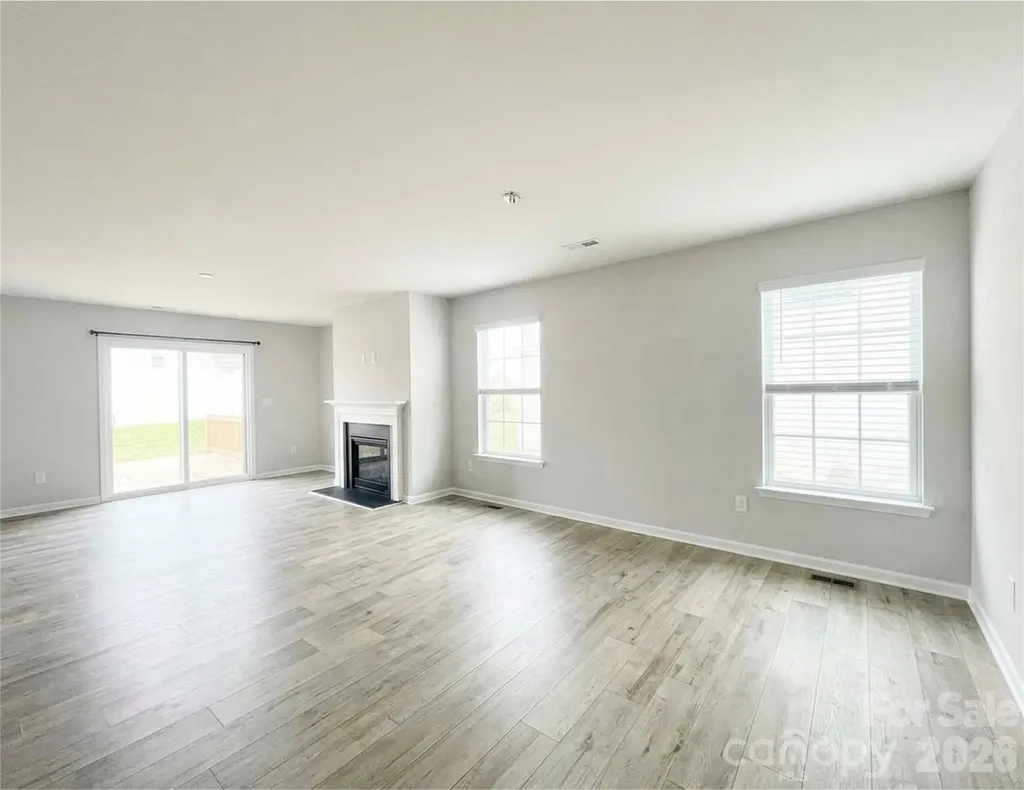 3044 Winesap Drive Dallas NC 28034
