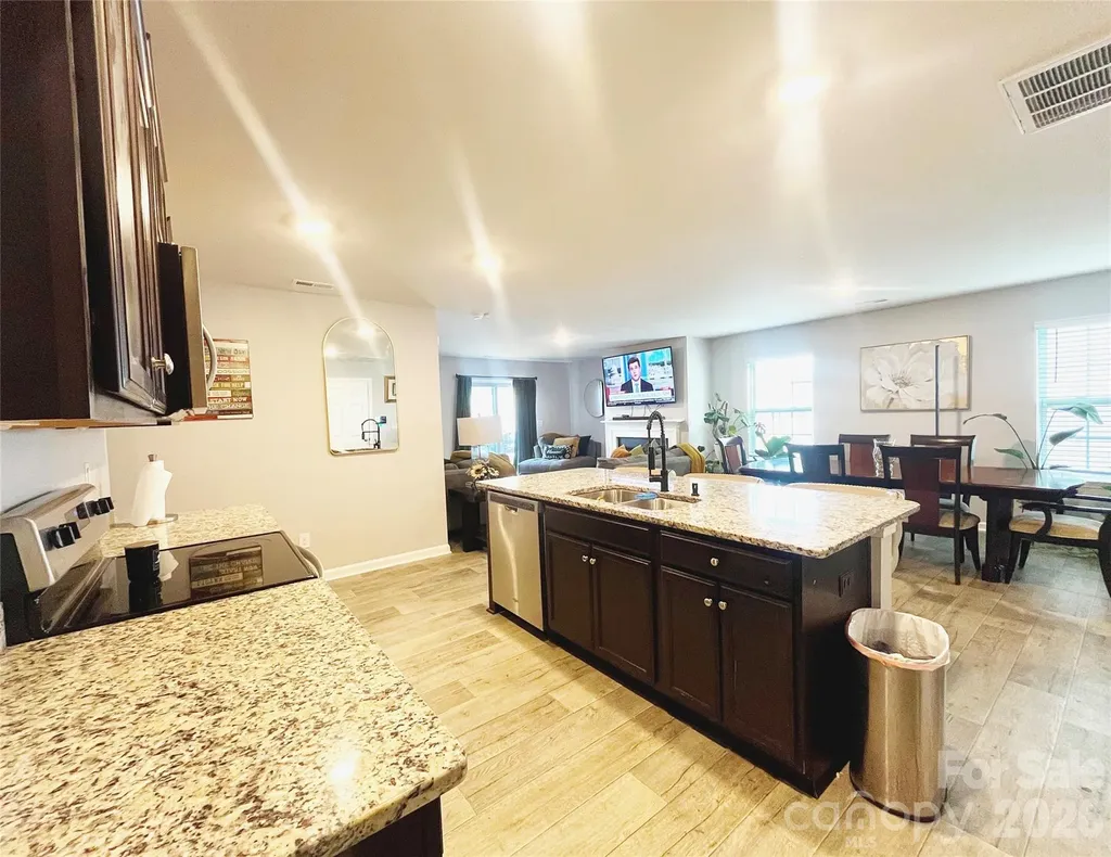 3044 Winesap Drive Dallas NC 28034