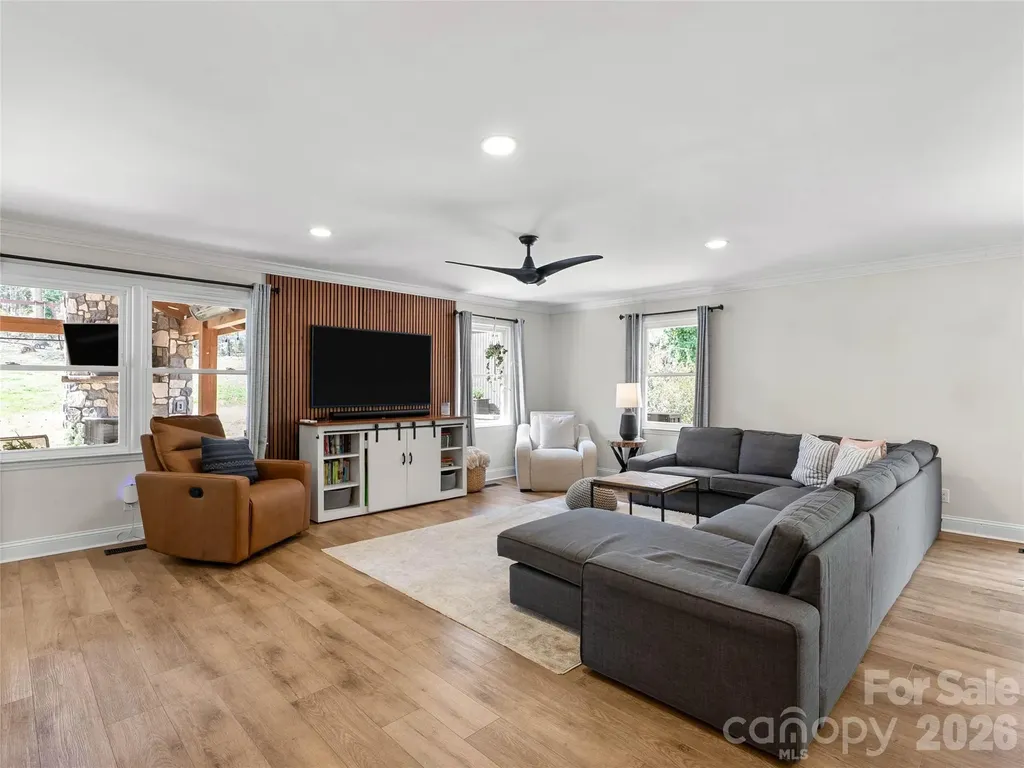 310 Case Street Columbus NC 28722