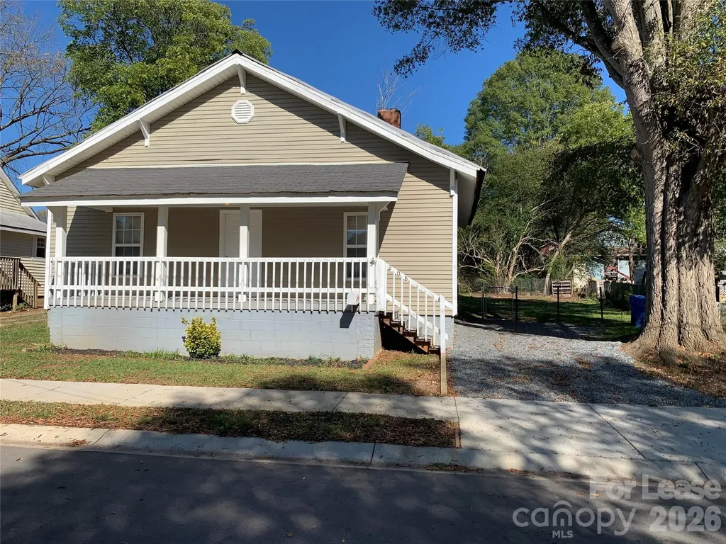 208 Parker Avenue Mooresville NC 28115