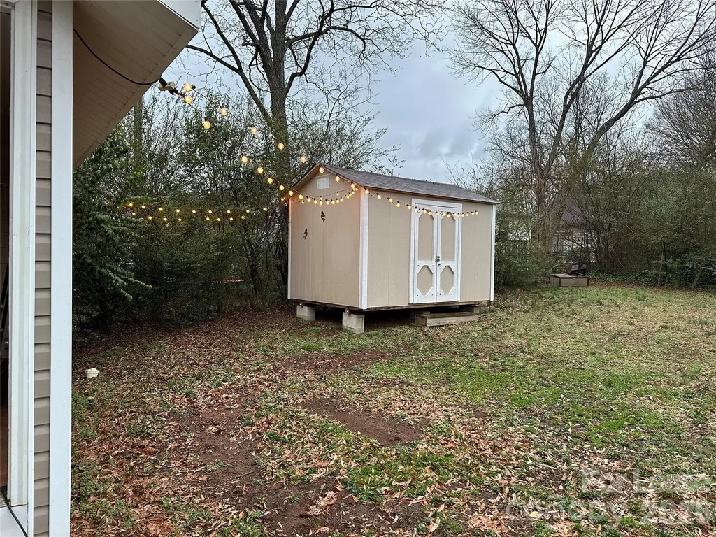 208 Parker Avenue Mooresville NC 28115