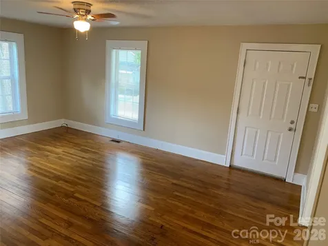 208 Parker Avenue Mooresville NC 28115