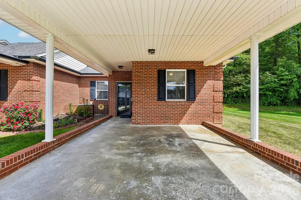 3854 Azalea Trail Denver NC 28037