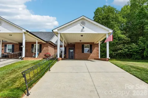 3854 Azalea Trail Denver NC 28037