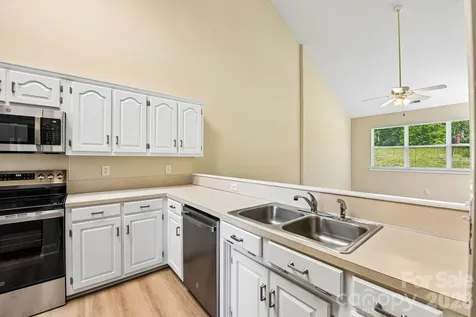 3854 Azalea Trail Denver NC 28037