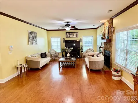 1518 Squirrel Lake Court Matthews NC 28105