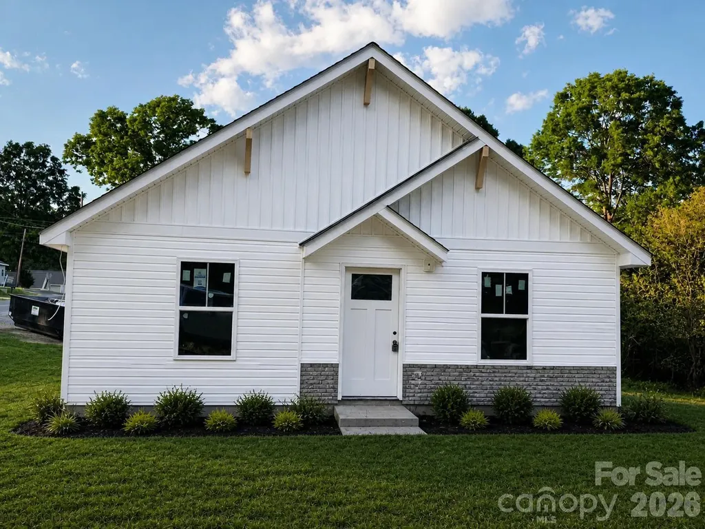 1034 Walnut Street Albemarle NC 28001