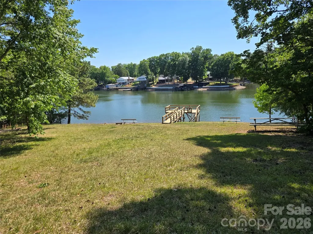 159 Hillcrest Road New London NC 28271
