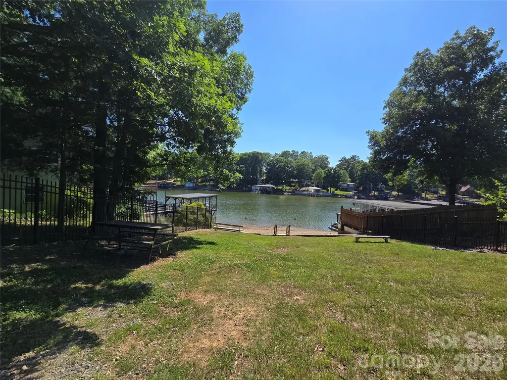 159 Hillcrest Road New London NC 28271
