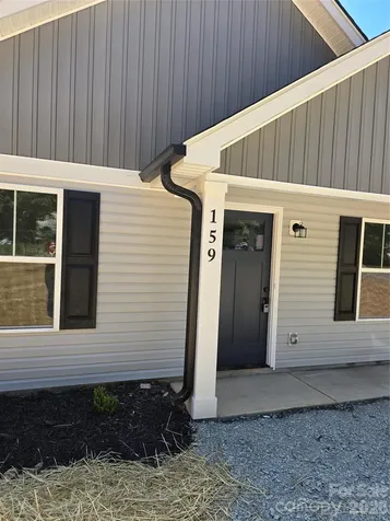 159 Hillcrest Road New London NC 28271