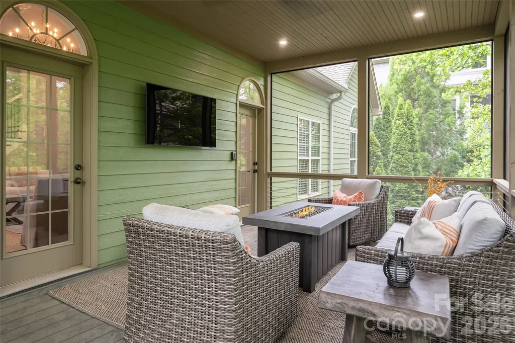 75 Ledgestone Drive Fairview NC 28730