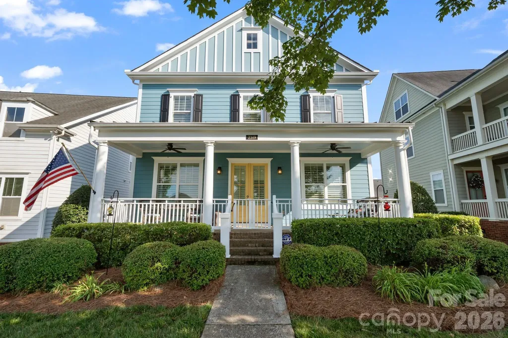 2319 Lochview Street Pineville NC 28134