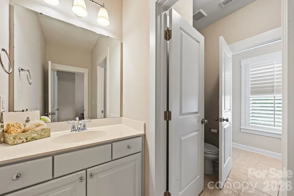 2319 Lochview Street Pineville NC 28134