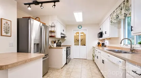 2698 Connestee Trail Brevard NC 28712