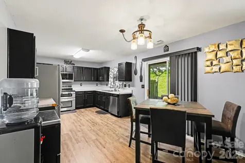 9423 Swallow Tail Lane Charlotte NC 28269