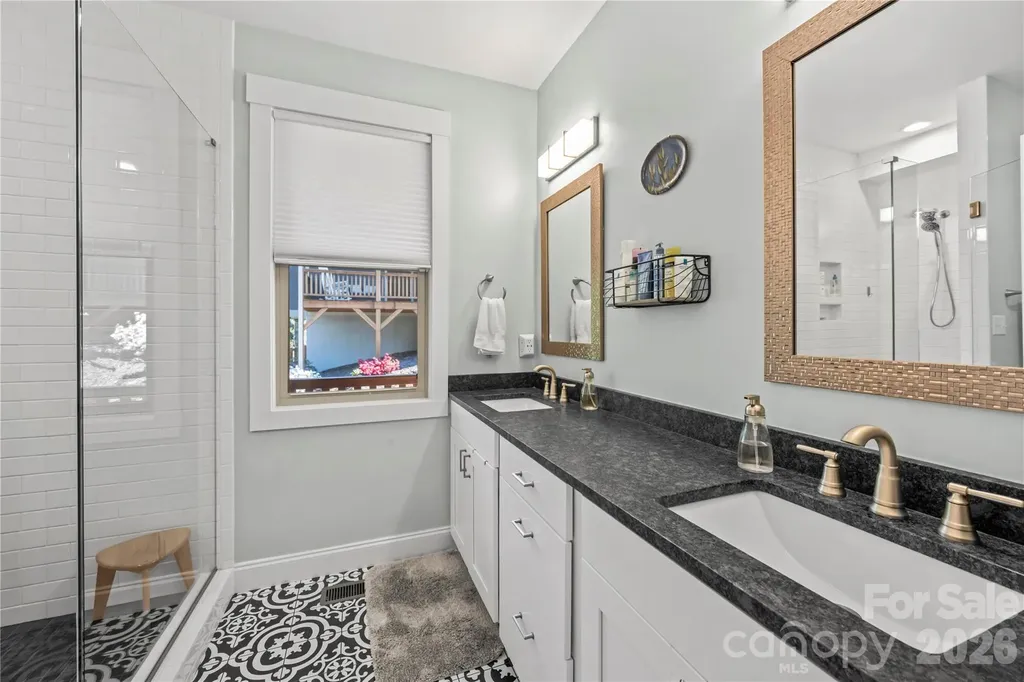 9 Elkmont Drive Asheville NC 28804