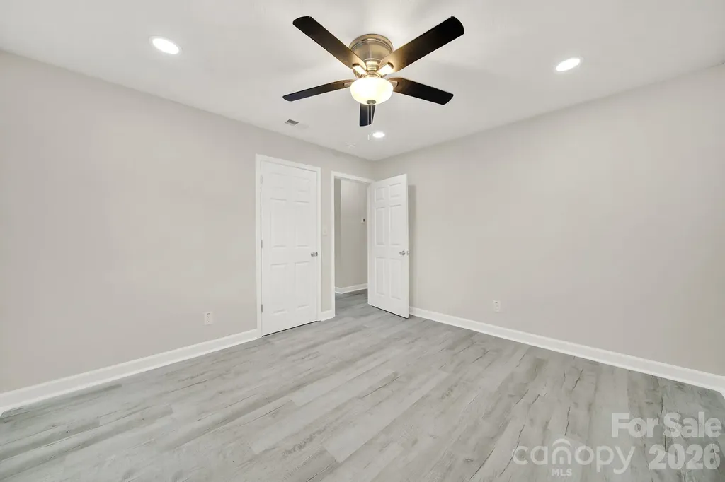 512 S Villa Street Kannapolis NC 28083
