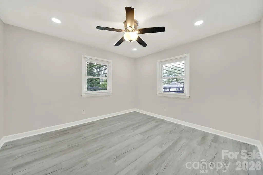 512 S Villa Street Kannapolis NC 28083